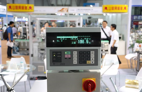 面包稱重打印貼標(biāo)機(jī)